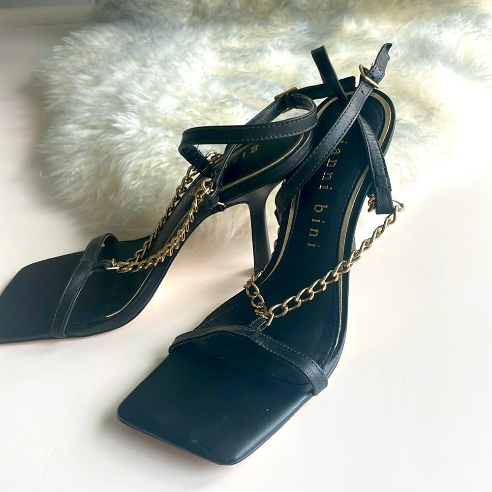 Gianni Bini Black Leather High Heel Strappy Sandals New Size 8.5 - Picture 4 of 7